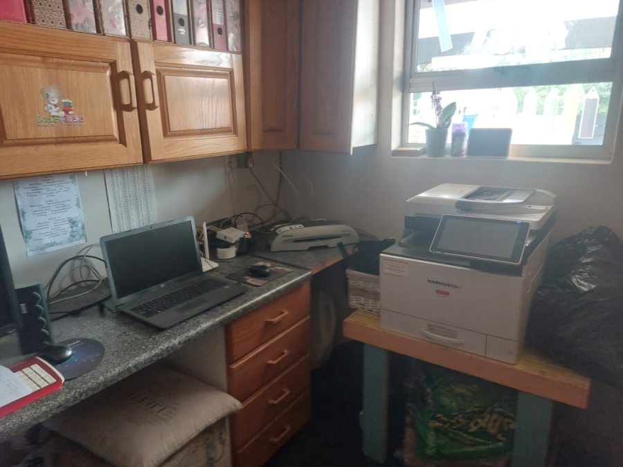 To Let Commercial Property for Rent in Vaalpark Free State